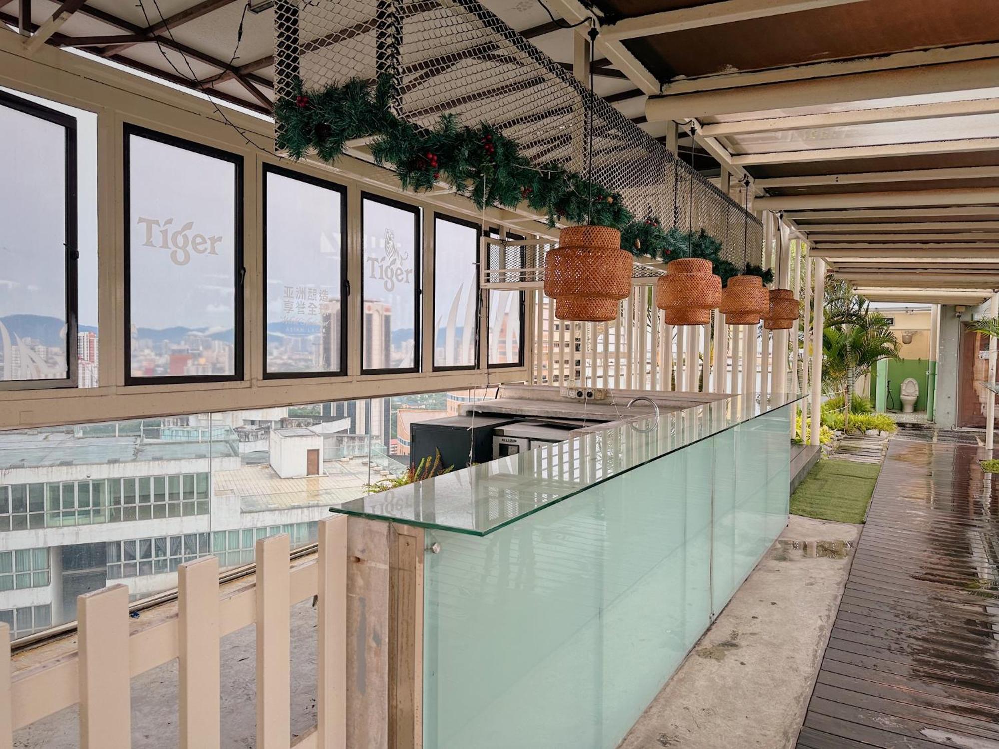Modern Bauhaus Studio At Regalia Klcc Infinity Pool 쿠알라룸푸르 외부 사진